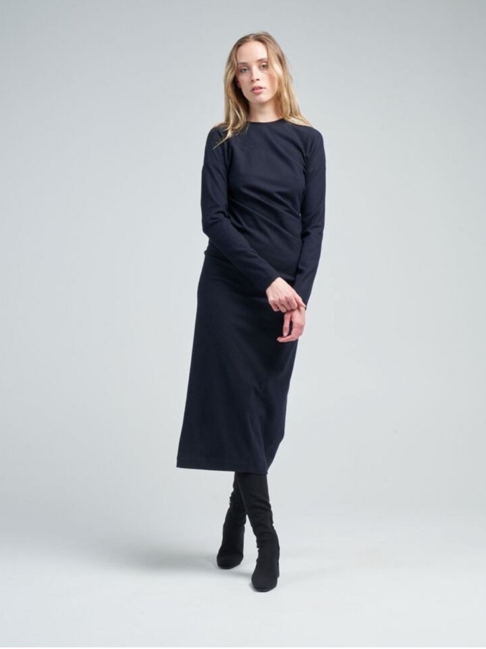 Toteme Twisted Long-Sleeve Flannel Midi Dress in Navy